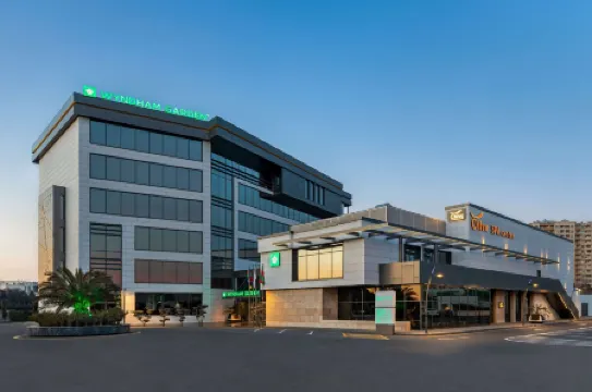 Wyndham Garden Baku Отели рядом с достопримечательностью «Парк Гейдар Алиев»