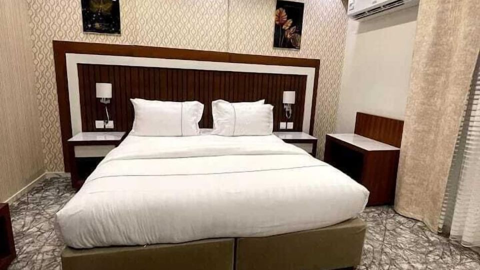 Hyatt Town Hotel Umluj 1
