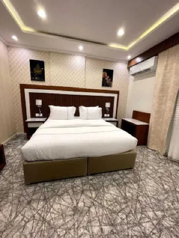 Hyatt Town Hotel Umluj 1