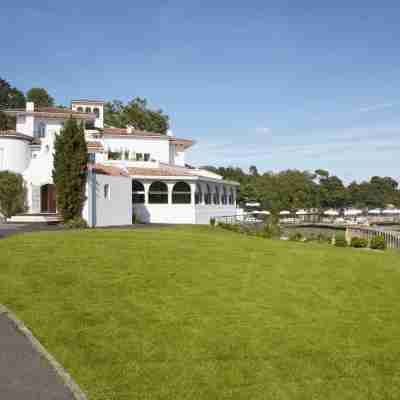 Brindos, Lac & Château - Relais & Châteaux - Anglet Biarritz Hotel Exterior