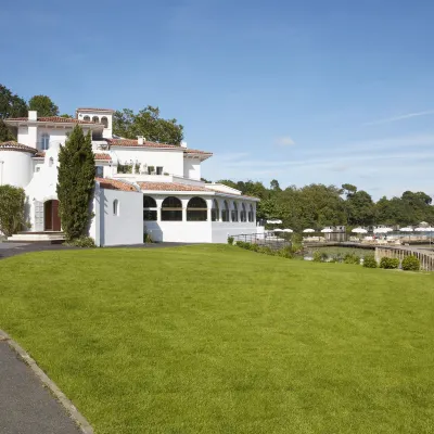 Brindos, Lac & Château - Relais & Châteaux - Anglet Biarritz Hotels near Biarritz Pays Basque Airport