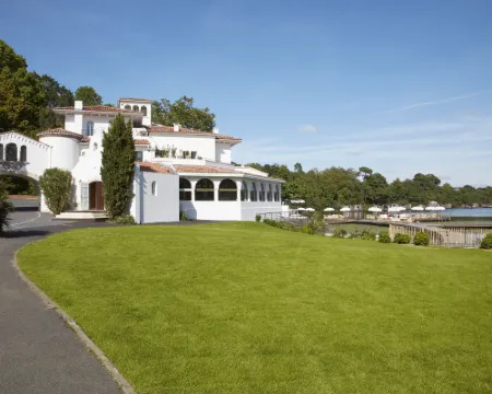 シャトー ド ブランドス アングレットのホテル