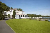 بريندوس، لاك إي شاتو Hotels near بياريتز