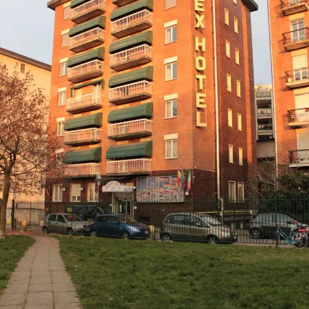 Hotel Rex Milano Отели рядом с достопримечательностью «Железнодорожная станция Milan Rogoredo»