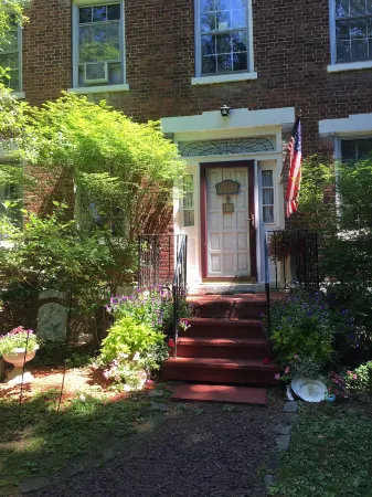 The Pratt Smith House B&B