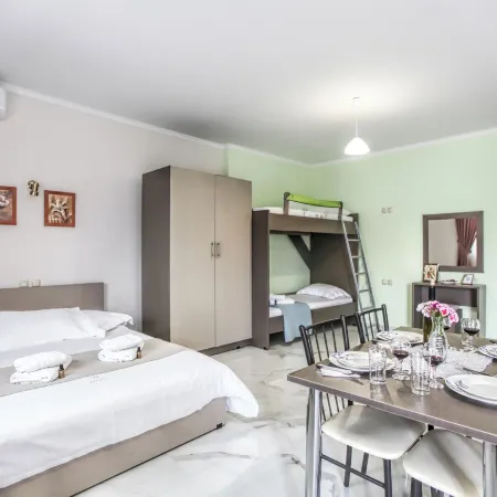 Del Sol Meteora Luxurious Family Suites1