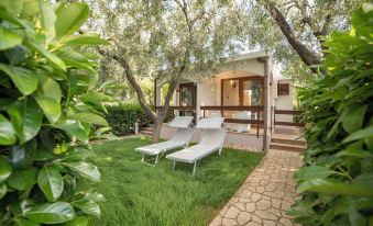 Melograno Holiday Home Featured with Swimming Pool and Private Beach