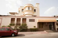 Ratnawali – A Vegetarian Heritage Hotel Hotels in M.I. Road