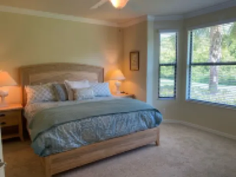 2 bedroom Bradenton Florida condo with golf membership 1720 square feet