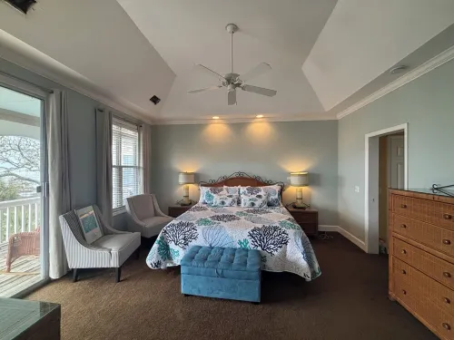 Saltwater Zen -- Charming 3-Bedroom Home, Adjacent to Cabana Club Pools - Wi-Fi