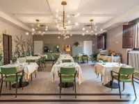 Hotel Delle Civette Hotels near Villa Torlonia
