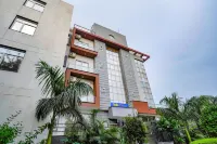 Fabhotel 17 Suites