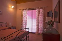 Villa with Air-Conditioned Garden Near the Sea