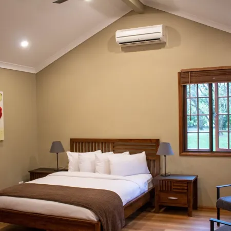 Sunshine Valley Cottages