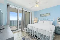 Twin Palms Beach Resort by Panhandle Getaways