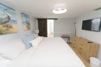 Enchanting 2-Bedroom Ground Floor Beach Condo at Cape Canaveral WiFi & AC