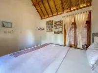 Aira Homestay Near Pantai Kuta Mandalika Mitra RedDoorz