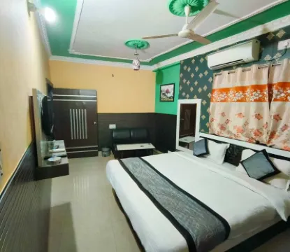 호텔 J. B 팰리스  호텔