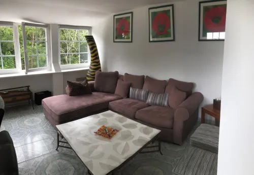 Single-storey house 125 m² facing the sea, patio with barbecue and garden.