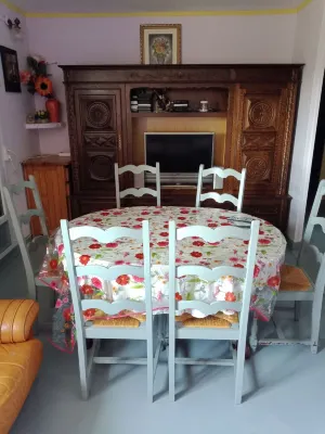 Maison Complète Hotels in Montlucon