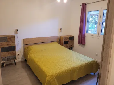 Large villa in the center of Porticcio near the sea