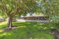 3 Bdrms 2 Bath Home Close to the Melbourne Airport! Hotels near Melbourne Orlando International Airport