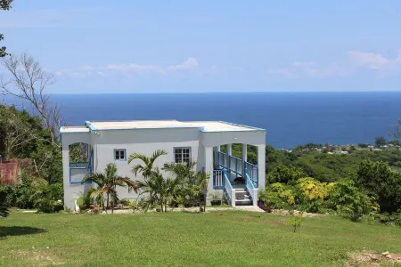 Panoramic views with room to roam in a relaxing environment.