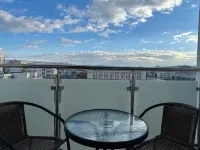 Cozy rental for long and short stays in Iasi. Balcony, kitchen, bedroom. Hotels in 