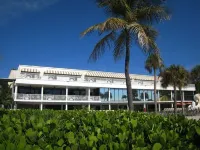 Luxury 1Br, Gulf View on the Beach 930 Sqft; 276 5 Star Reviews; Summer Special