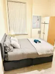 Spacious 2 Bedroom Apt Newcastle Upon Tyne with Free Parking and Wifi