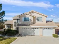 Resort Style House In High Dessert