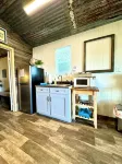 Cozy Lake Front Cabin w/Marina Access, Free Fishing, Wifi & Beautiful Views- #47