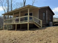 Springmaid Mountain Retreat & Stables Hotels in Mitchell County
