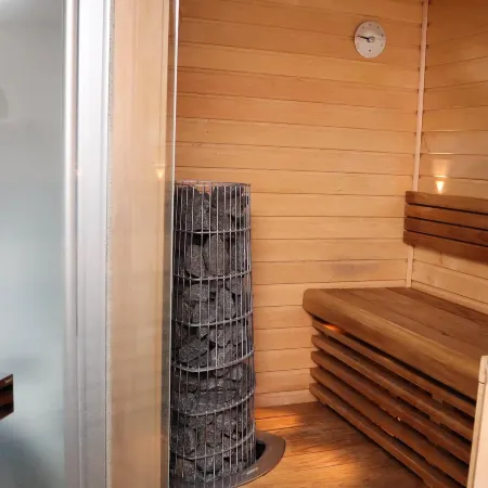 Kotikaksio Penthouse Hotele w: Lahti