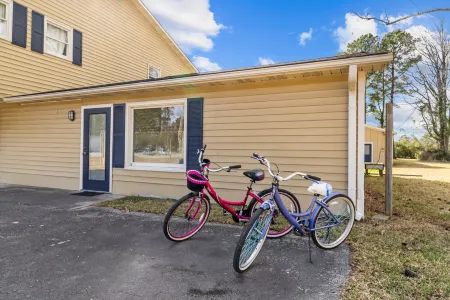 Luxury Boutique Style Rentals located in the Village of Oriental.