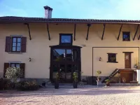 Gîte le Clos D'olon 2/4 Personnes Classé 4 Étoiles à 7km de Voiron Charnecles 호텔