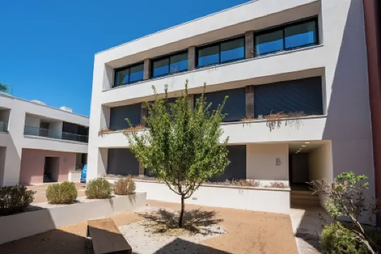 Diamond Downtown Center