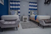 Sunset Oasis: 3BR Portmore Gem Các khách sạn ở 