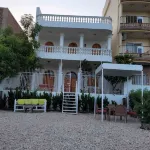 Private 4 bed villa with pool, overlooks Nile , 10mins from Kings Valley 테베 유적 주변 호텔