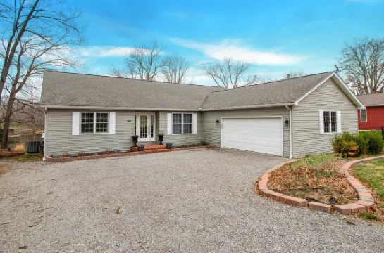 Millers 2 lakehouse.  Pontoon available to rent