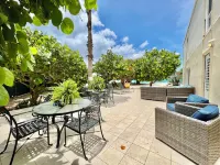 Fantastic! 3 BR! STEPS to the sand on Sapphire Beach Waterfront ocean view patio