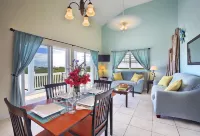 2 bedroom house with ocean views
