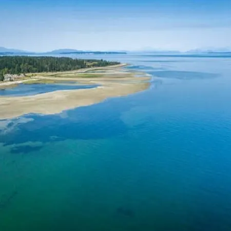Ocean Peak Retreat at Saratoga Beach - Comox Valley's newest beachfront resort!
