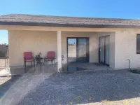 Safe and clean, 5 min away from shopping centers & restaurants. Pet-Friendly Hotels in Fort Mohave