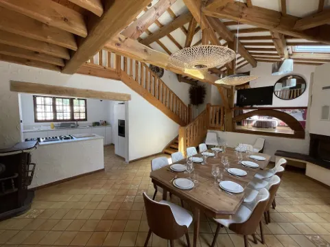 House in gujan la hume Hotels in Gujan-Mestras