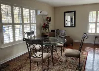 BestStays@Queen Bee Cozy for couples and small families