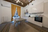 Casta Diva Luxury Apartments -Self Check-IN Отели в г. 