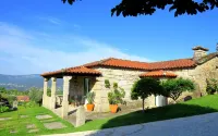 Quinta do Coto Moinho - vineyard house Hotels near Skatepark Arcos de Valdevez