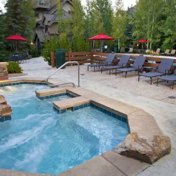 Aspenwood #207 2 Bedroom Condo by RedAwning