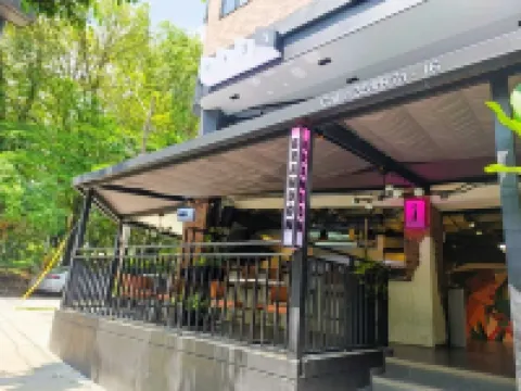 Living 35 套房酒店 by Growing Group 麥德林酒店